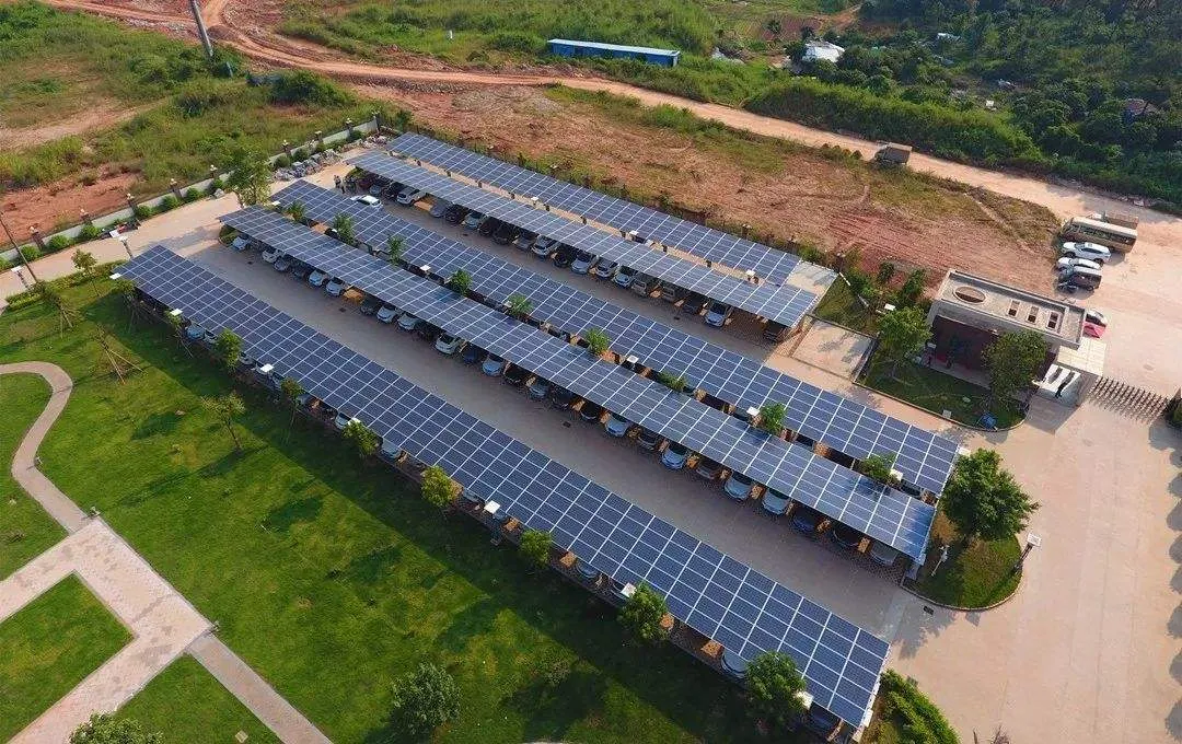 ソーラーカーポート取り付けシステム