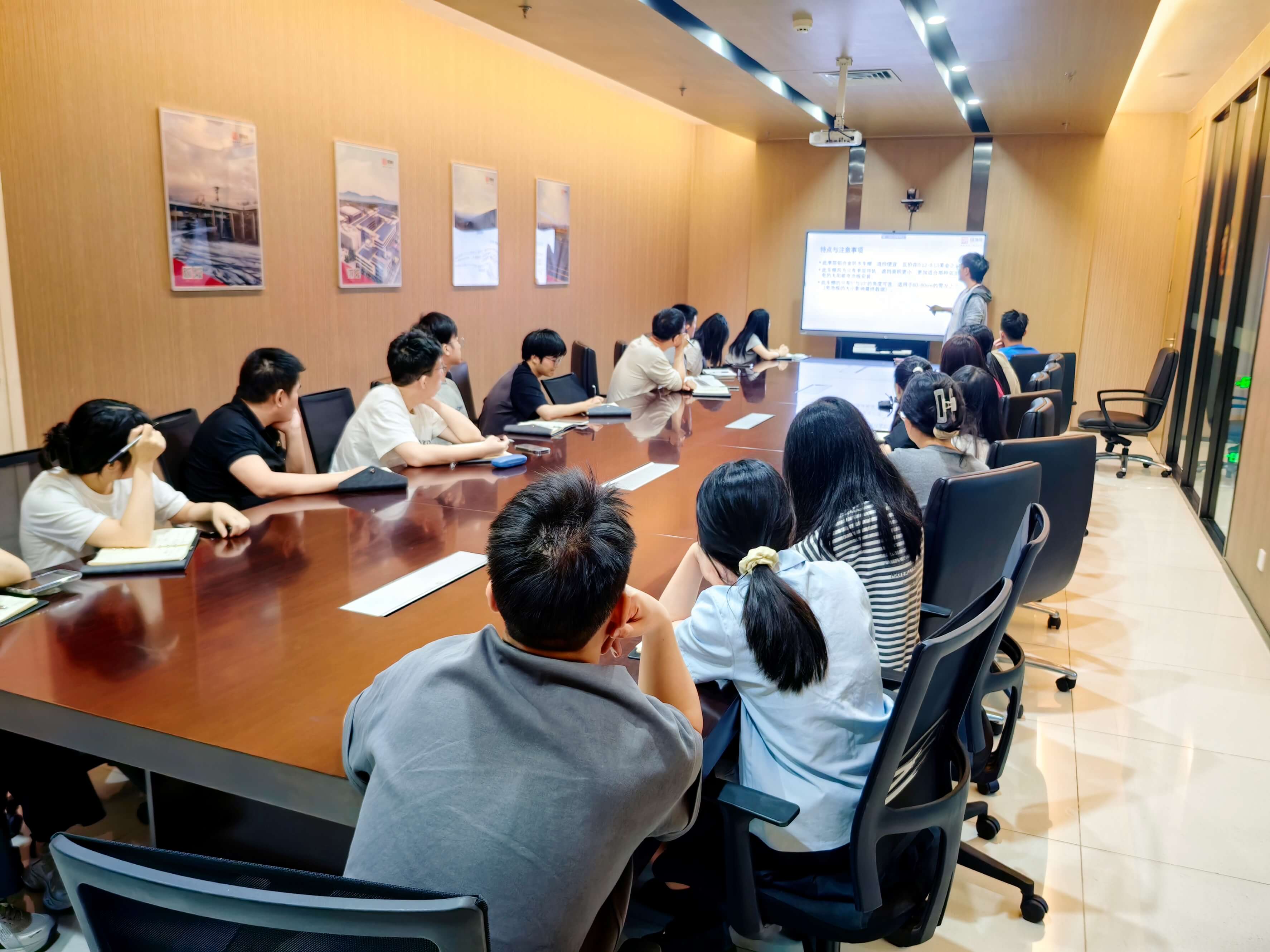 営業部に常時研修を実施